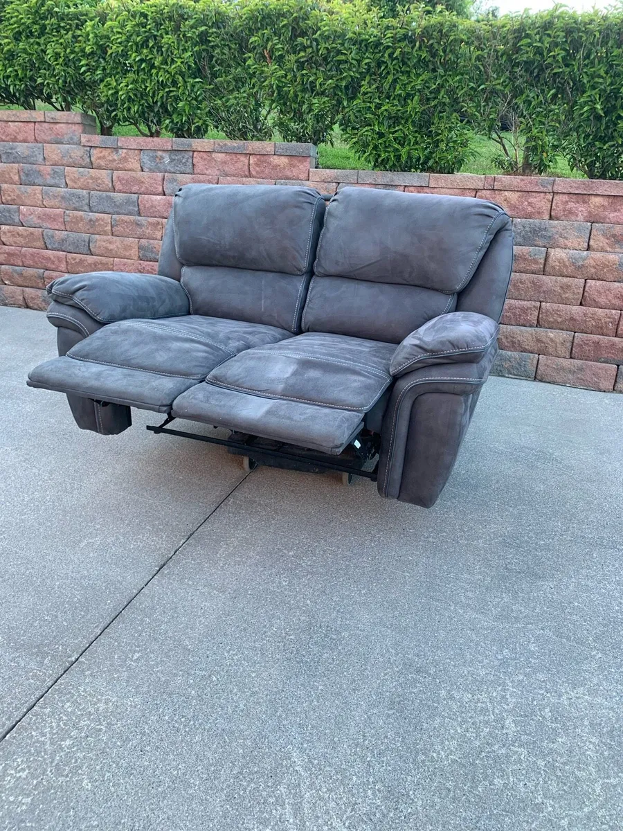 Recliner sofa and chair - Image 4