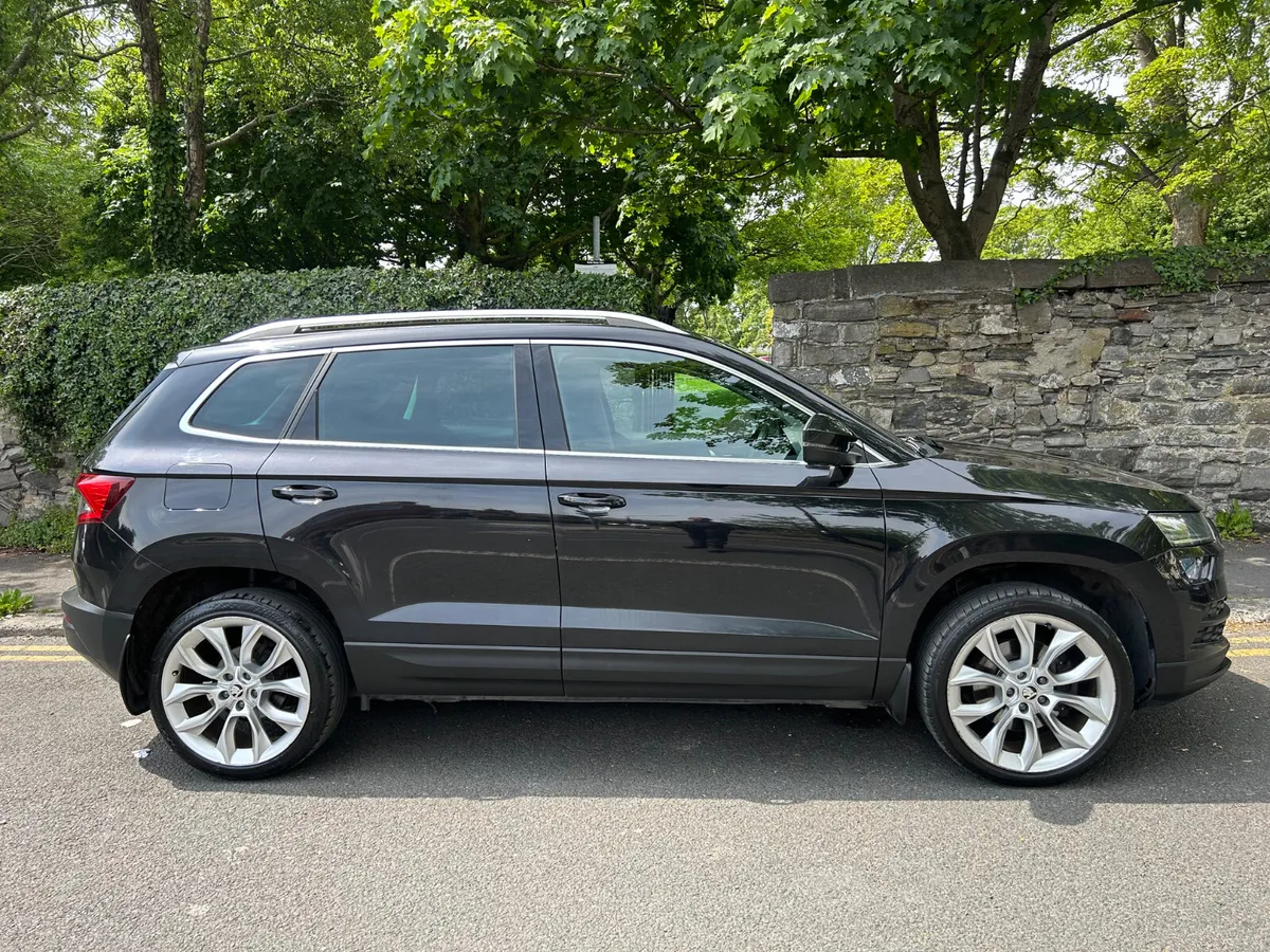 2022 SKODA KAROQ STYLE 2.0 TDI PARKING CAMERA - Image 4
