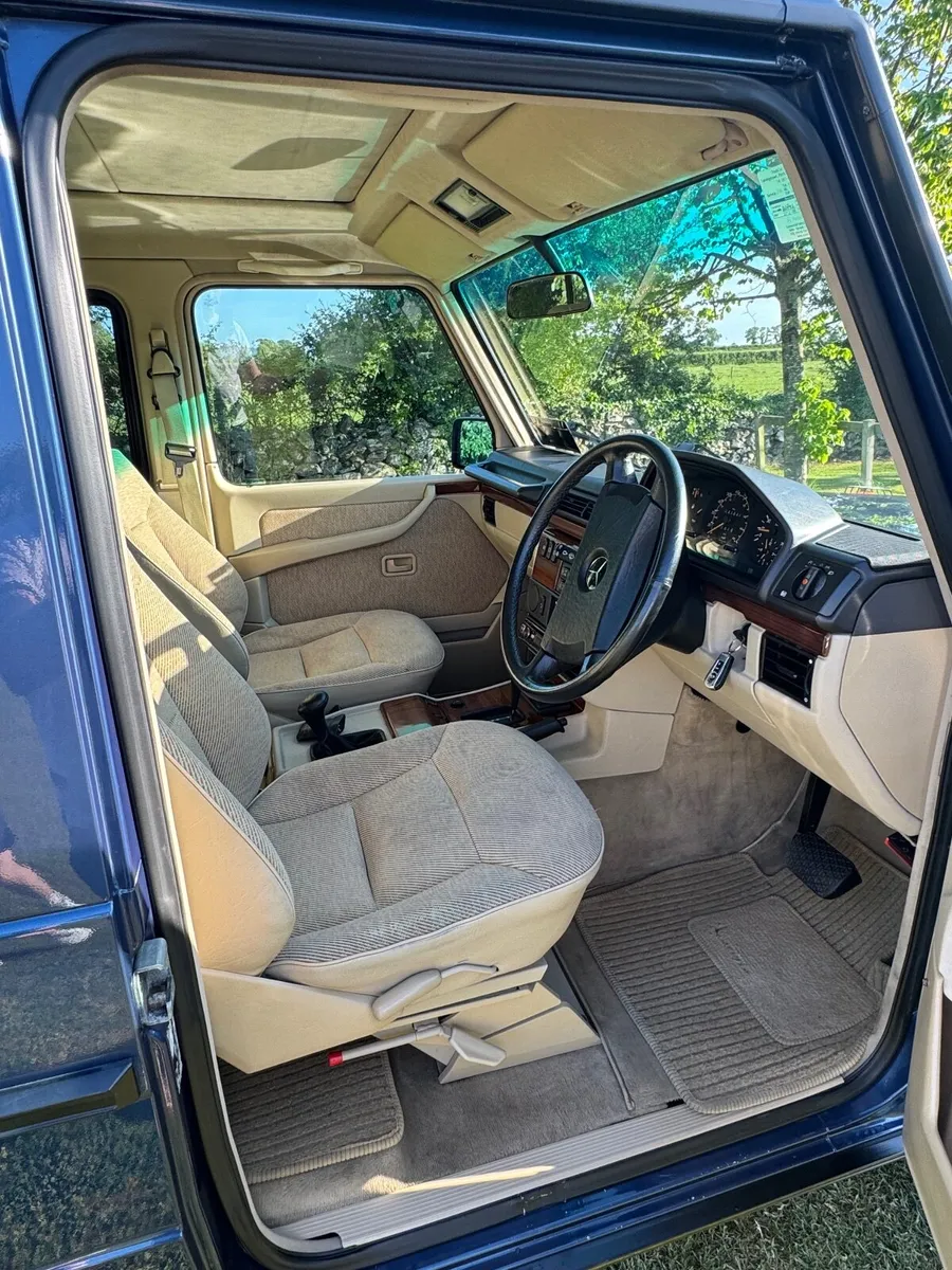 Mercedes-Benz G Wagon 300 GE - Image 3
