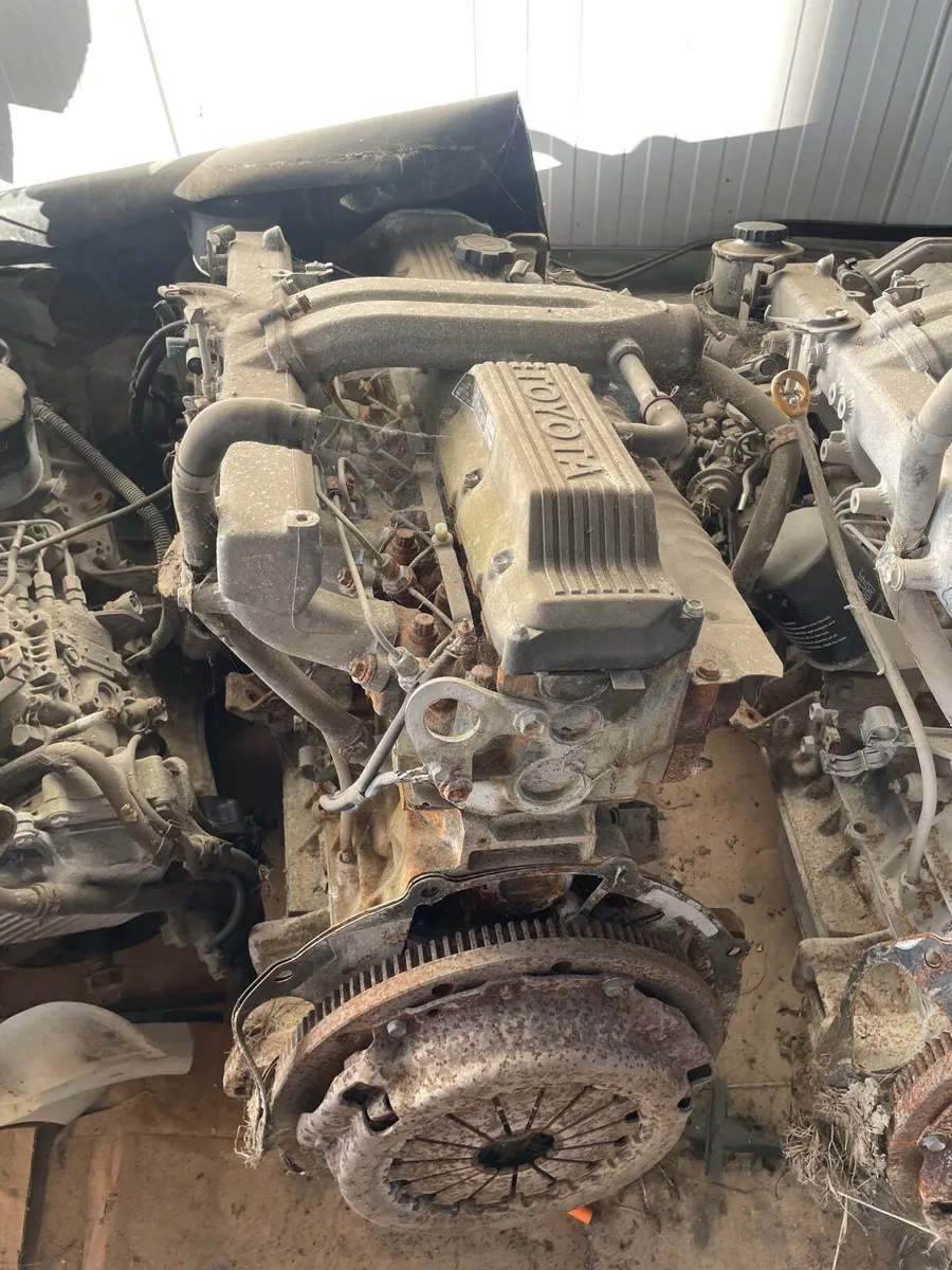 6 cyl Toyota engines - Image 3