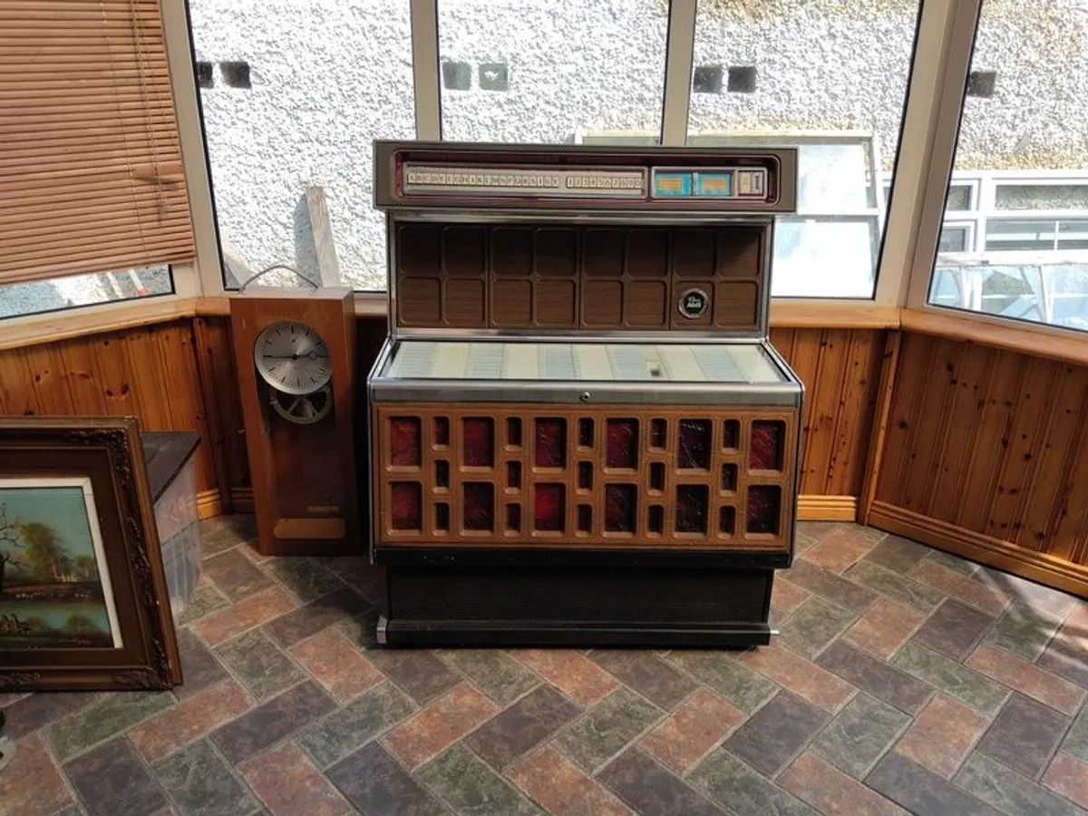 Vintage Jukebox - Rowe AMI T1-2 - Image 2