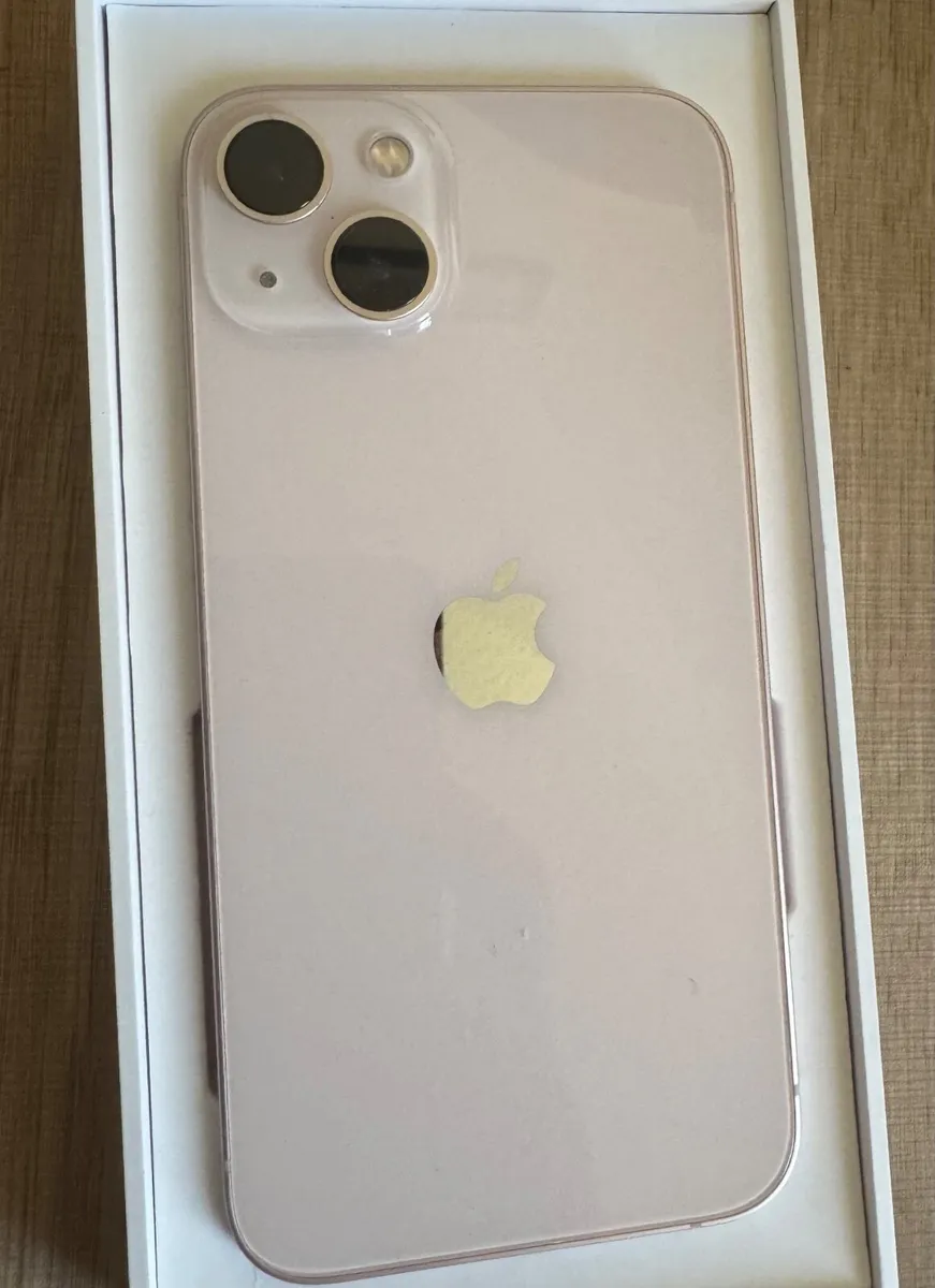 Iphone 13 - Image 1