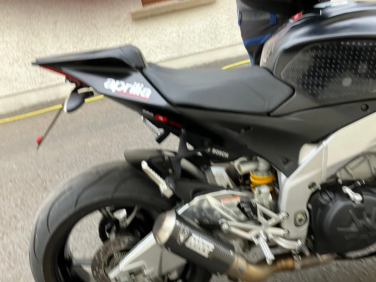 2019 Aprilia tuono v4 100rr - Image 2