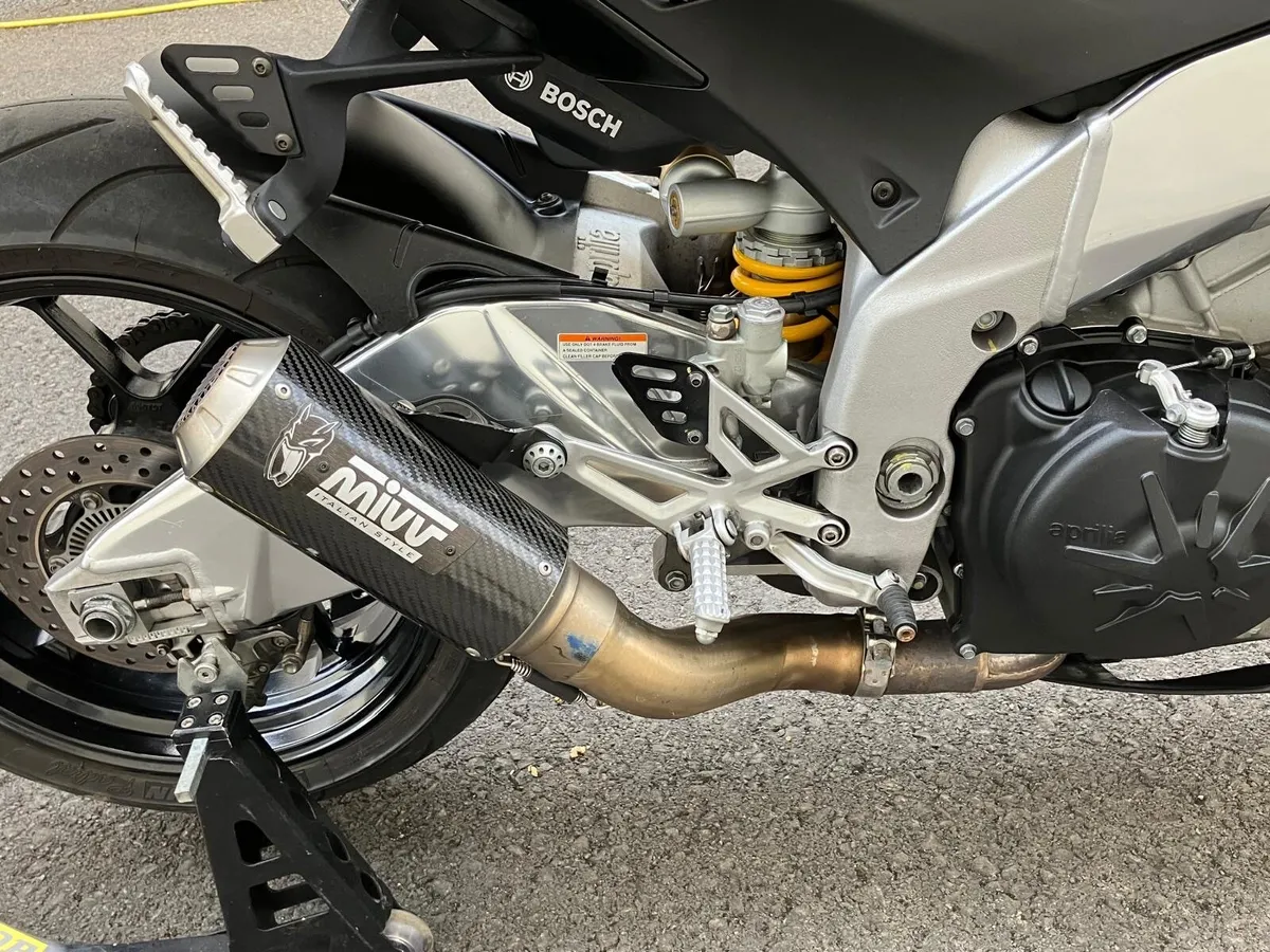 2019 Aprilia tuono v4 100rr - Image 3