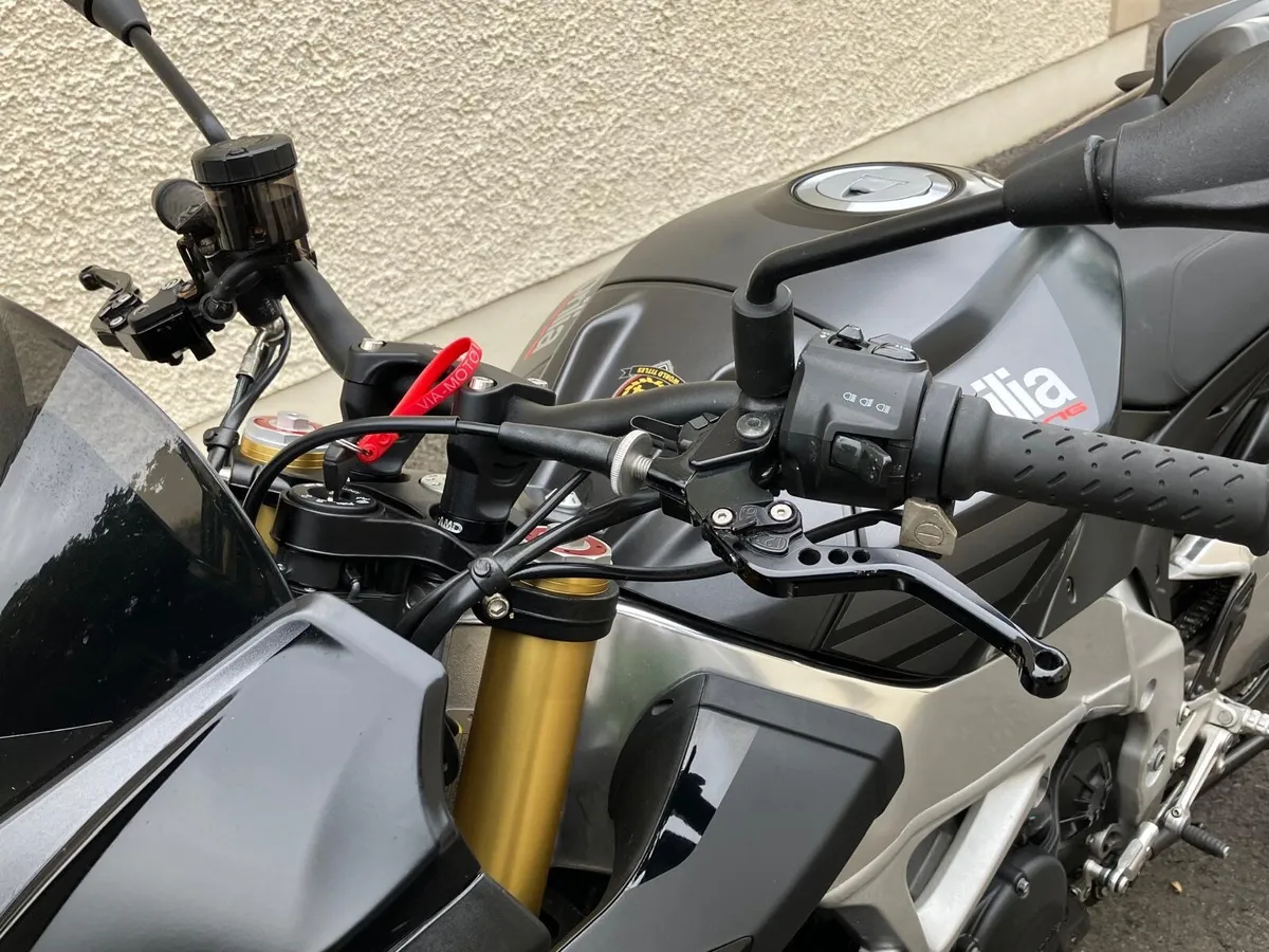 2019 Aprilia tuono v4 100rr - Image 4