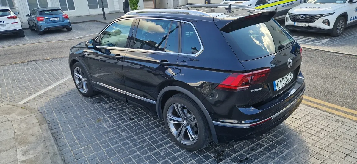 2017 Volkswagen Tiguan R-Line 150BHP Low Kms - Image 4