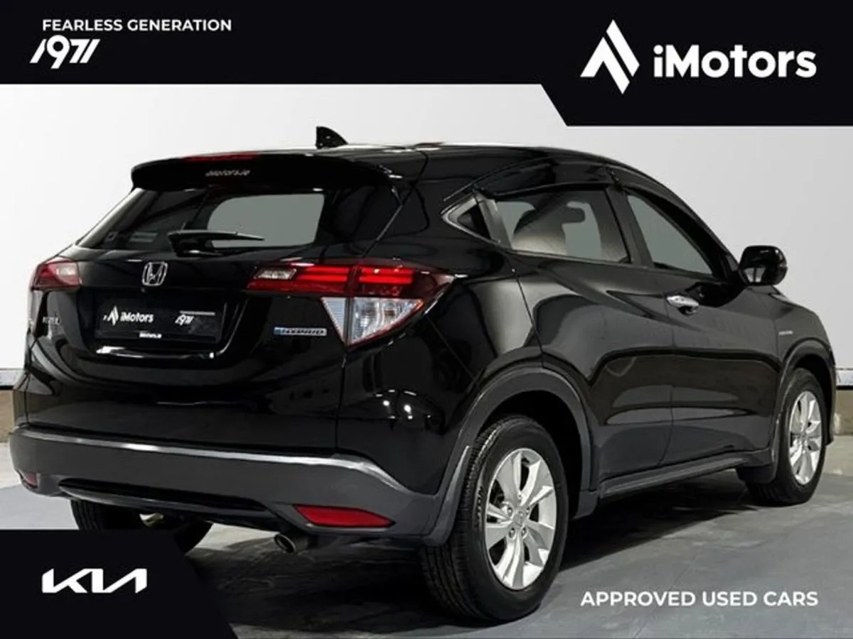 Honda Vezel Automatic Hybrid - Image 3