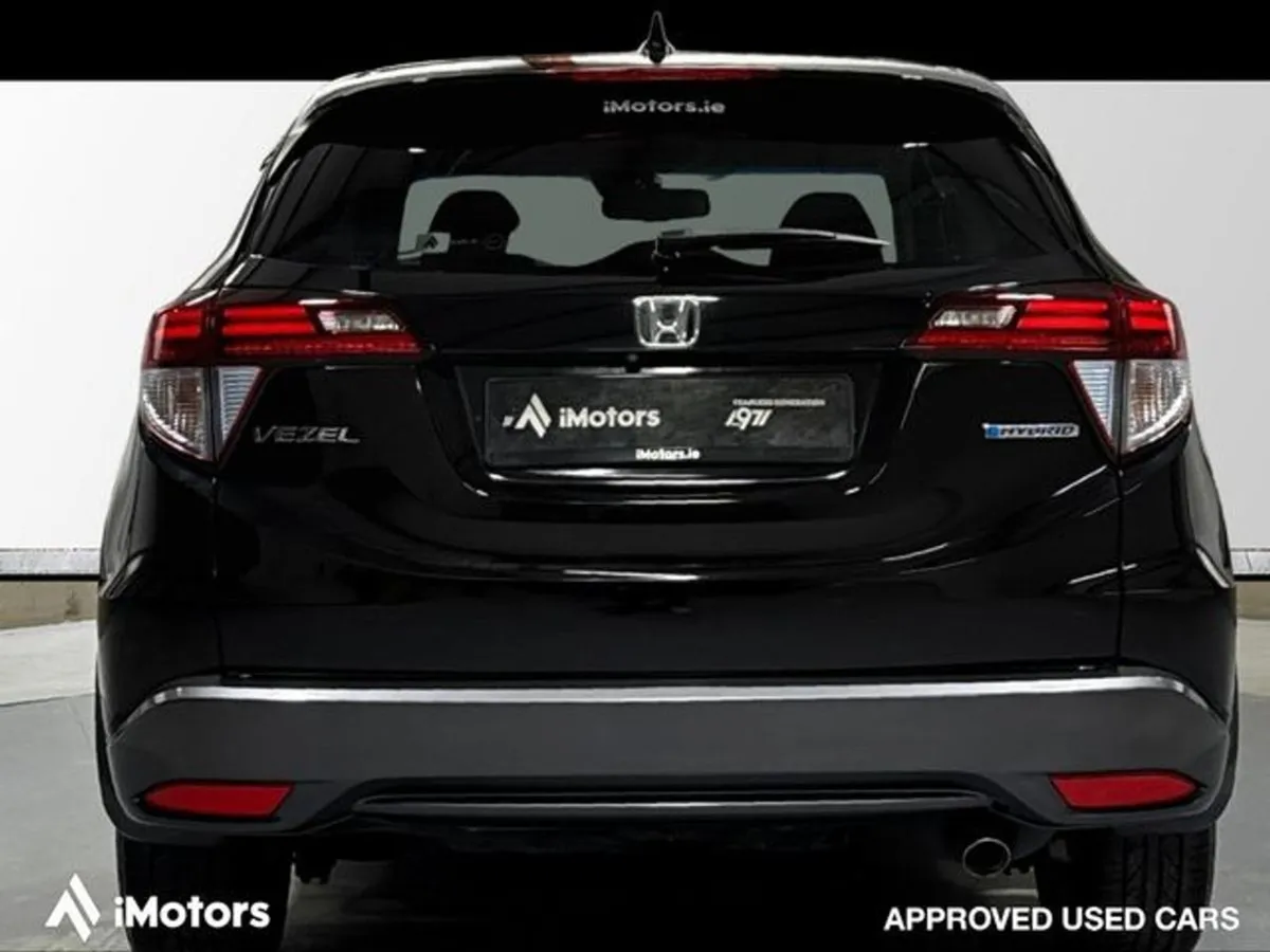 Honda Vezel Automatic Hybrid - Image 4