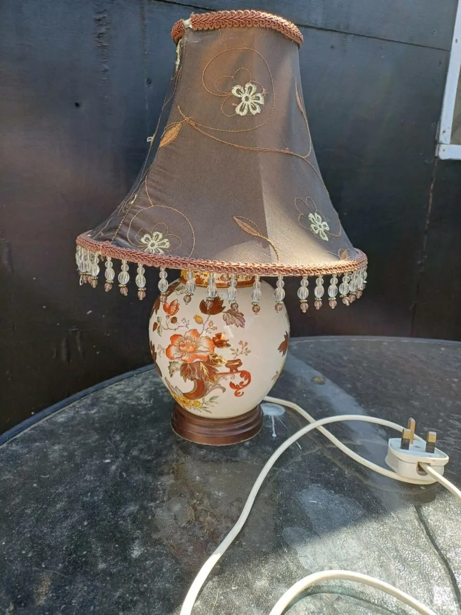 Vintage Mandalay Mason Table Lamp - Image 2