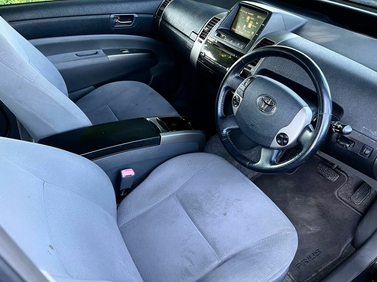 Toyota Prius 2007 1.5 Petrol nct 10/25 tax 5/25 - Image 2