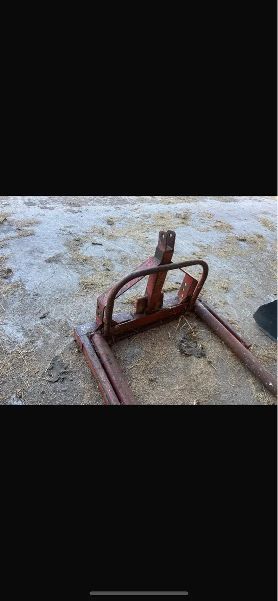 Bale handler - Image 1