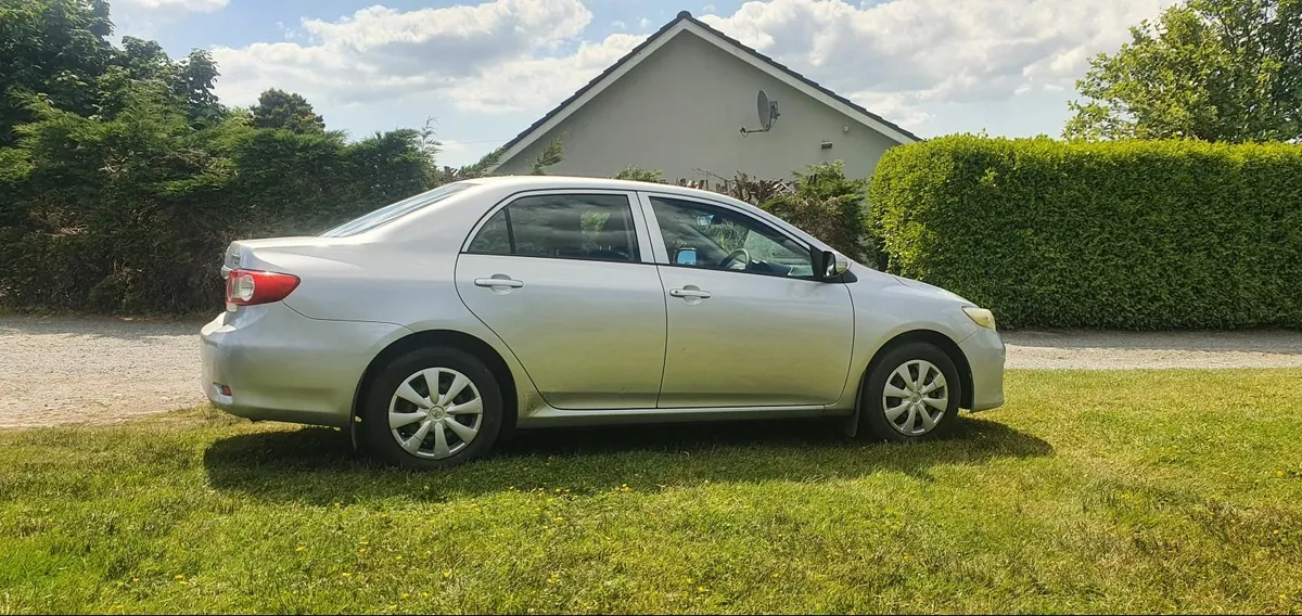 Toyota Corolla 2011 1.4d4d spotless - Image 1