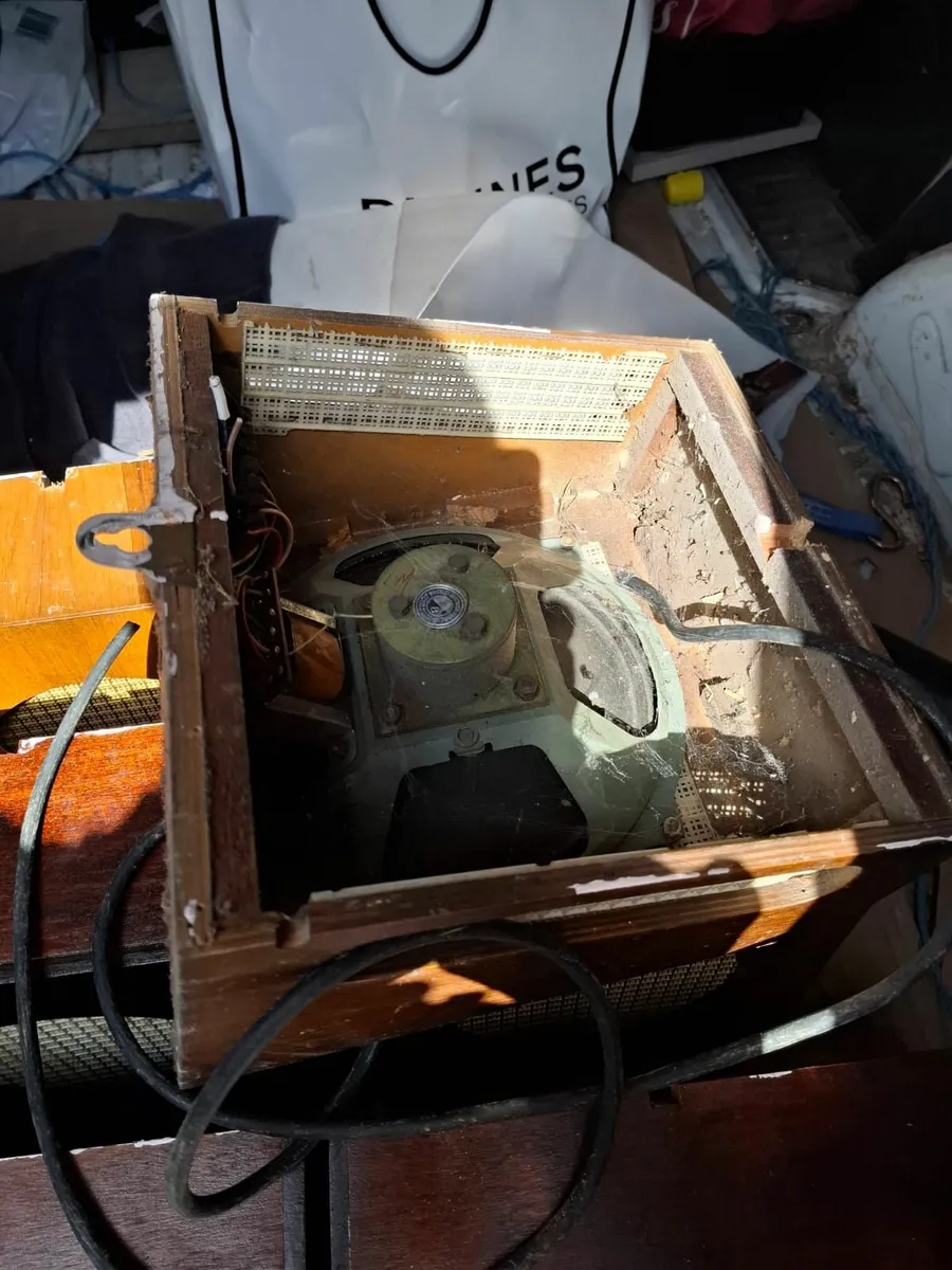OLD RETRO SPEAKERS - Image 2