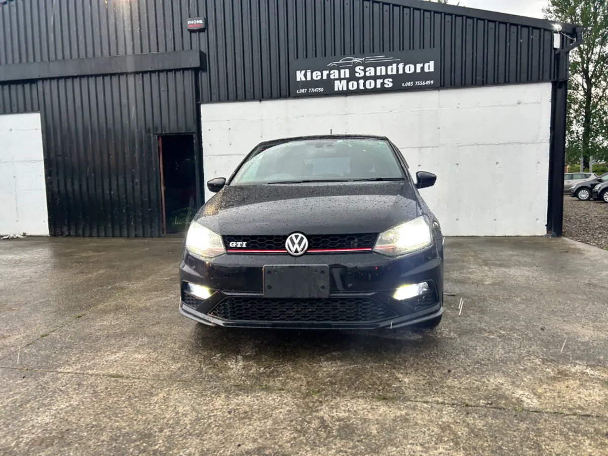 2016 Volkswagen Polo GTI - Image 4