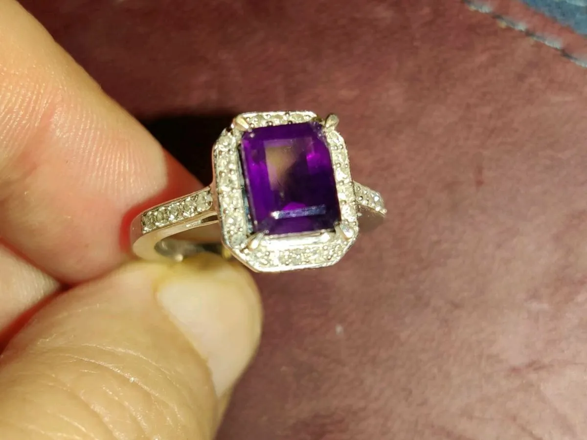 SQUARE AMETHYST DIAMOND, 9CT White Gold New Ring ! - Image 2