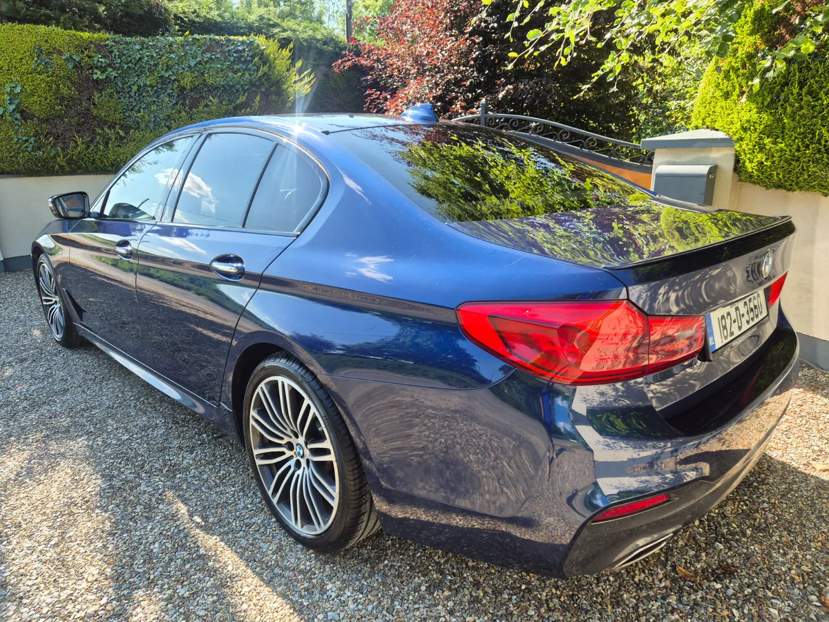 182'BMW 520D M-SPORT PLUS - Image 4