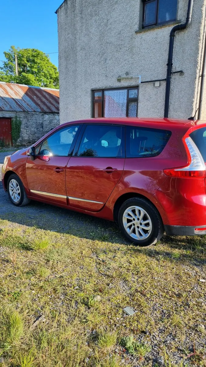 Renault Grand Scenic 2012 - Image 3