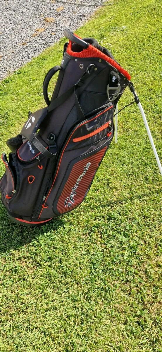 Taylormade golf bag - Image 3