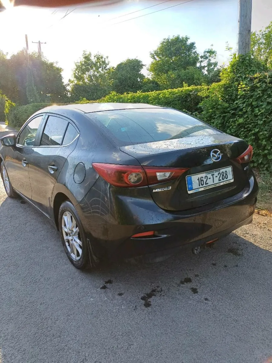 MAZDA 3 2016 1.5 DIESEL LOW KM - Image 3
