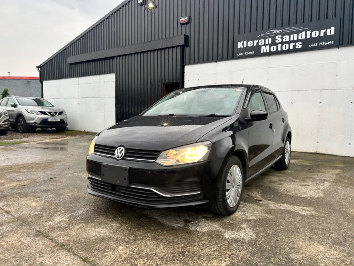 2015 Volkswagen Polo - Image 4