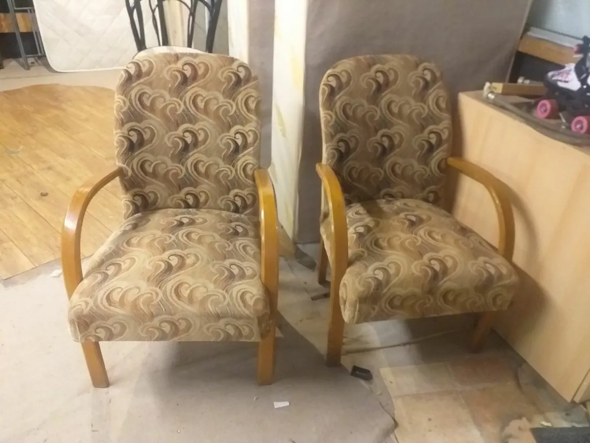 Mid-century pieces of furniture - Image 1