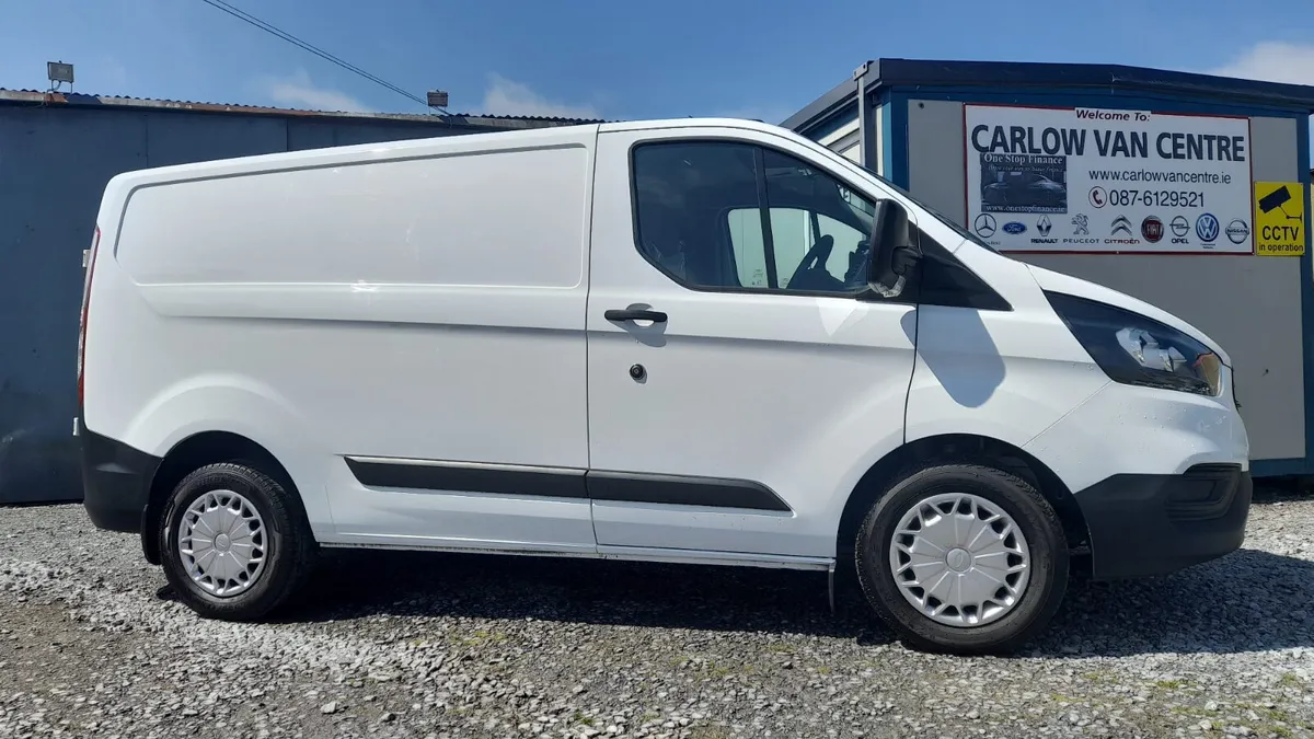 211 Ford Transit Custom 2.0 EBL 130 swb Leader - Image 1