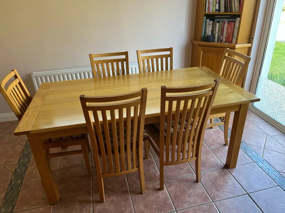 Kitchen table and 6 chairs - Image 2