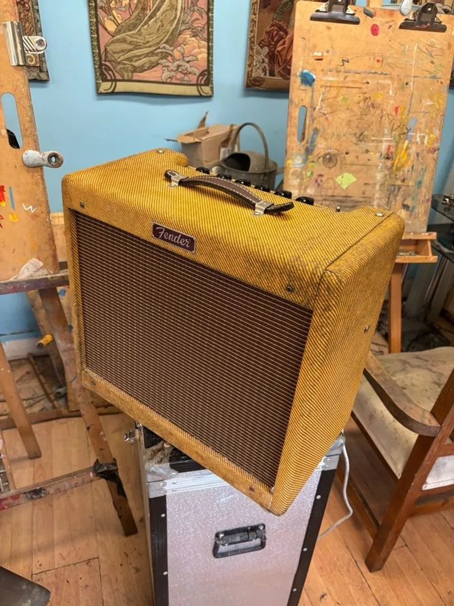 Fender Blues Junior iii plus Eminence 1218 speaker - Image 1