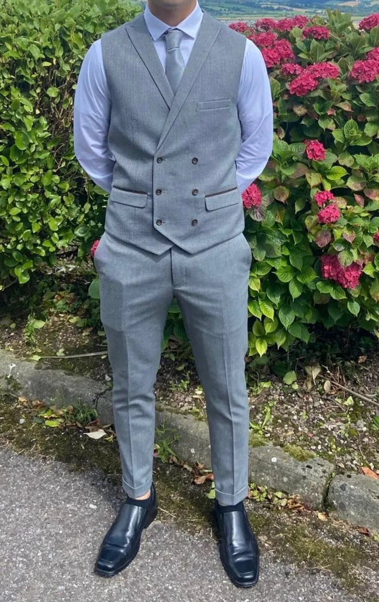 Full Debs or Wedding Suit Next - Image 1