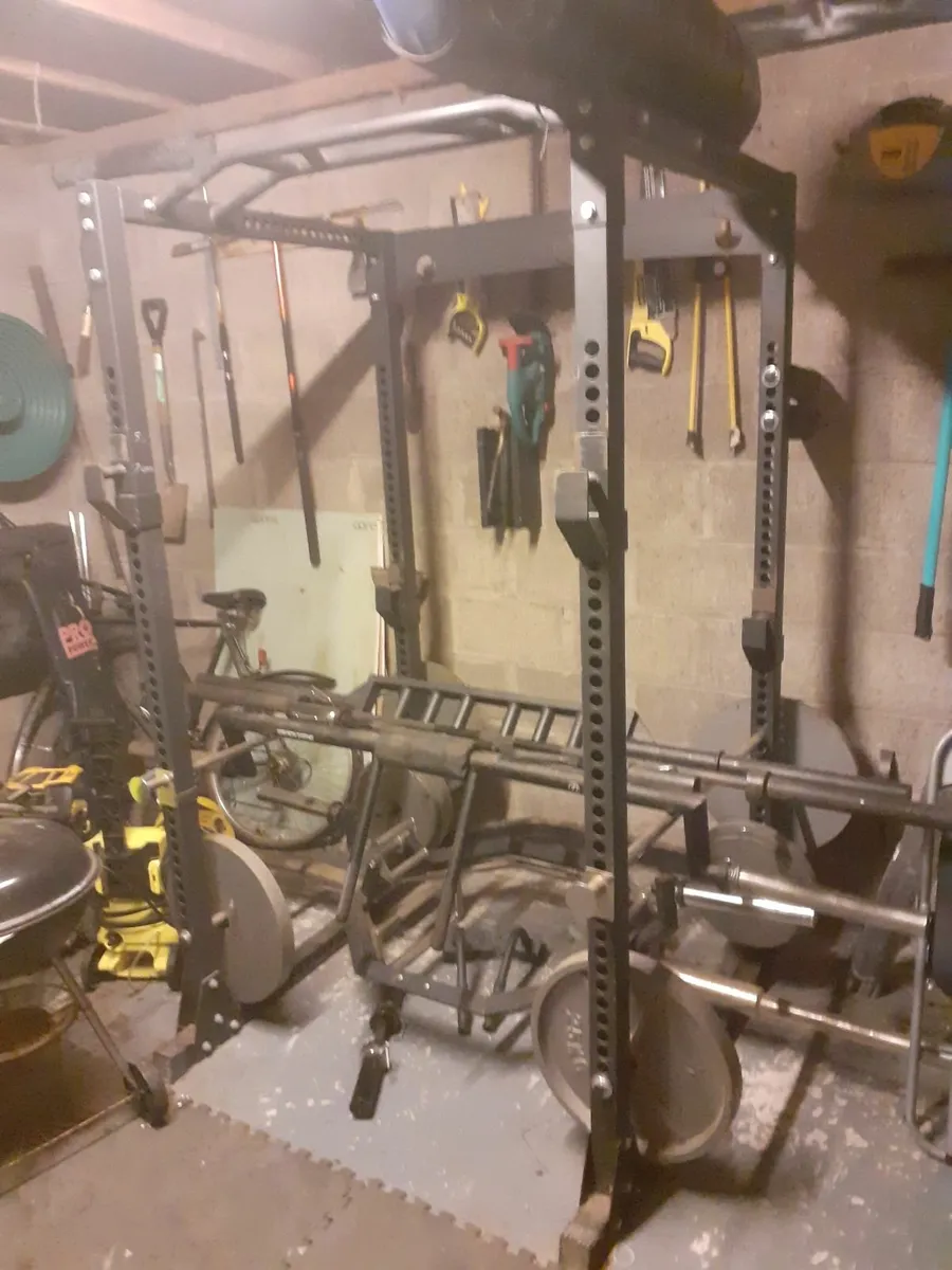 Gym equipment - Image 1