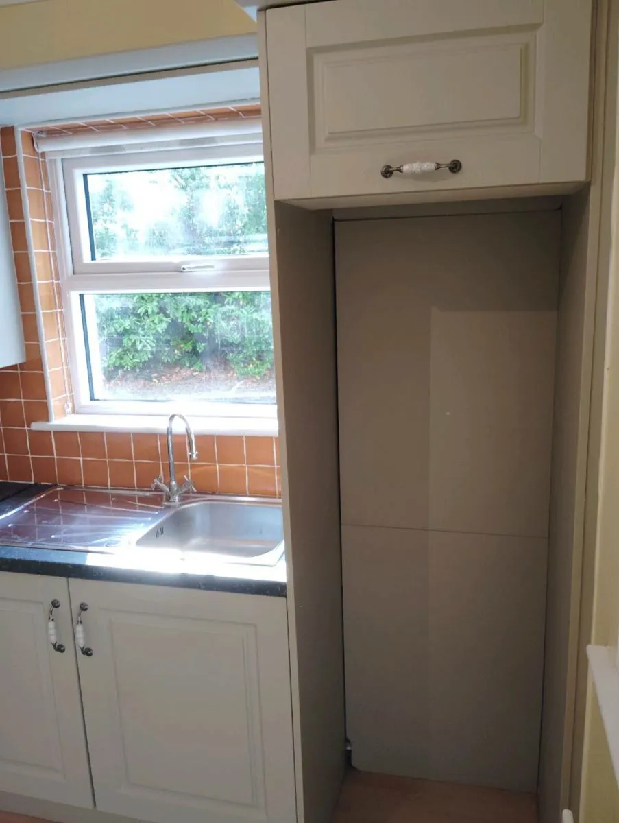 Kitchen - Image 2