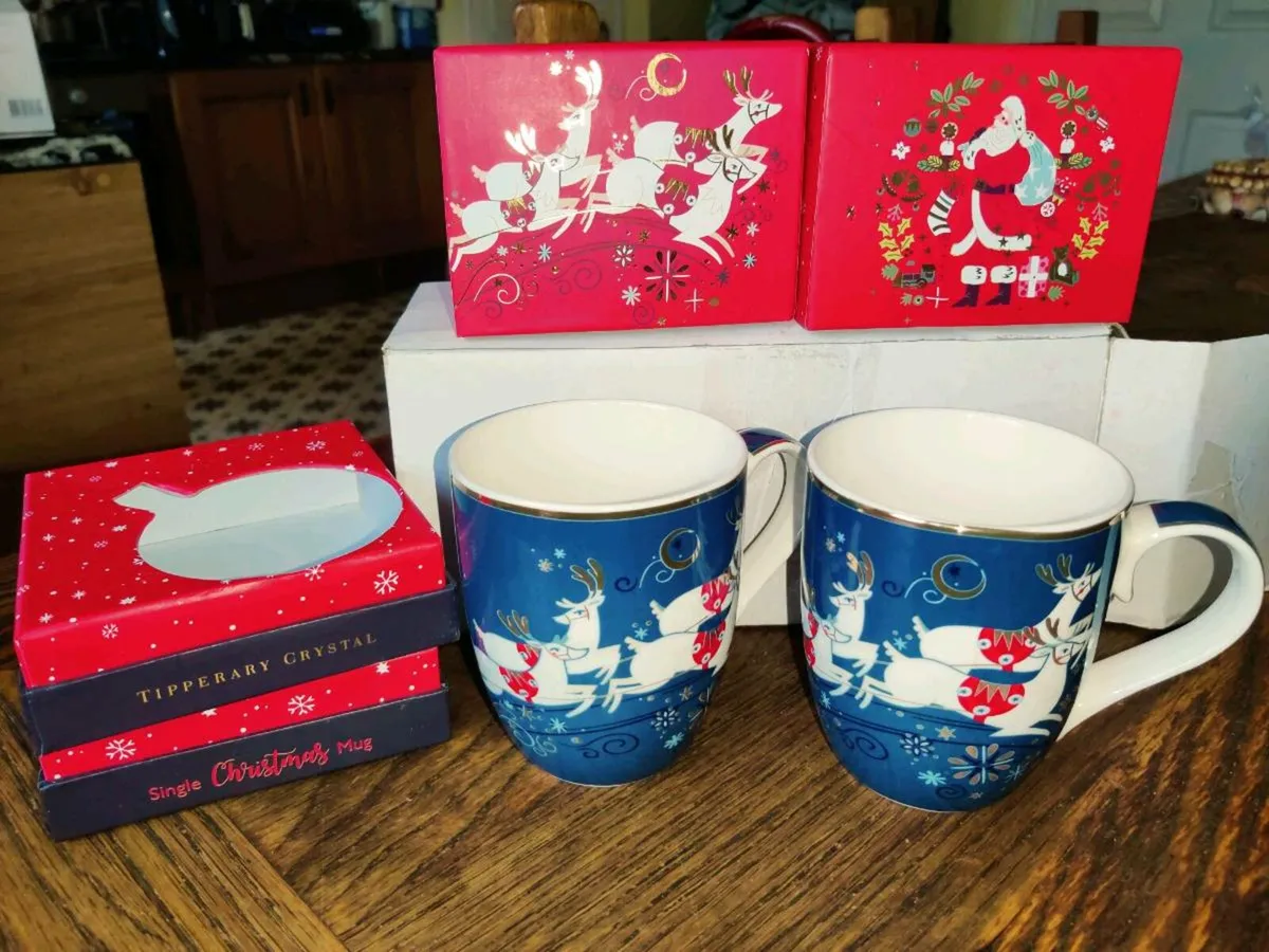 TIPPERARY CHRISTMAS MUGS, In 9CT Gold ! - Image 1