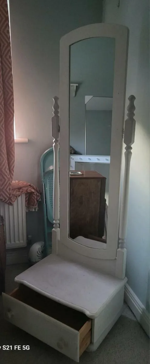 large mirror with storage - Image 3