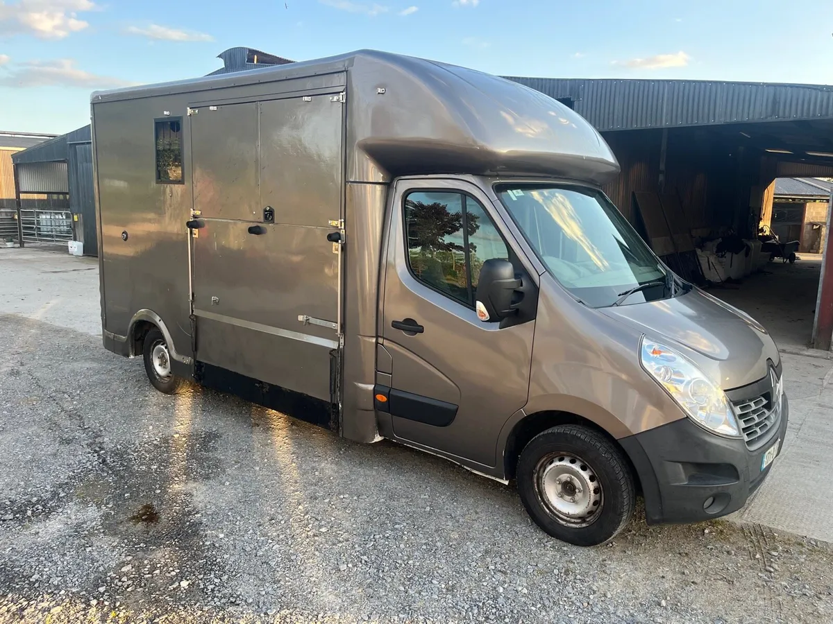 Renault 2box - Image 2