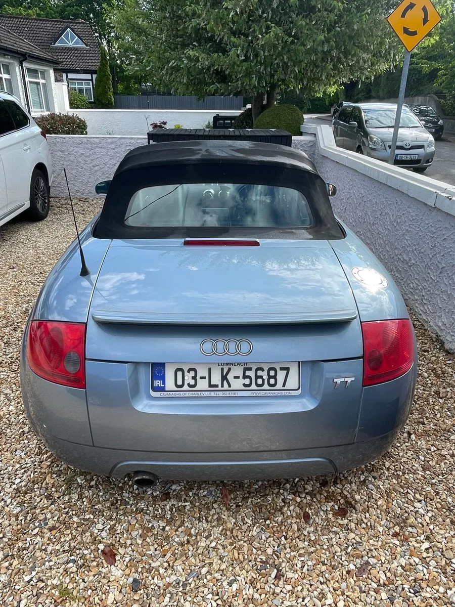 Audi TT convertible - Image 2