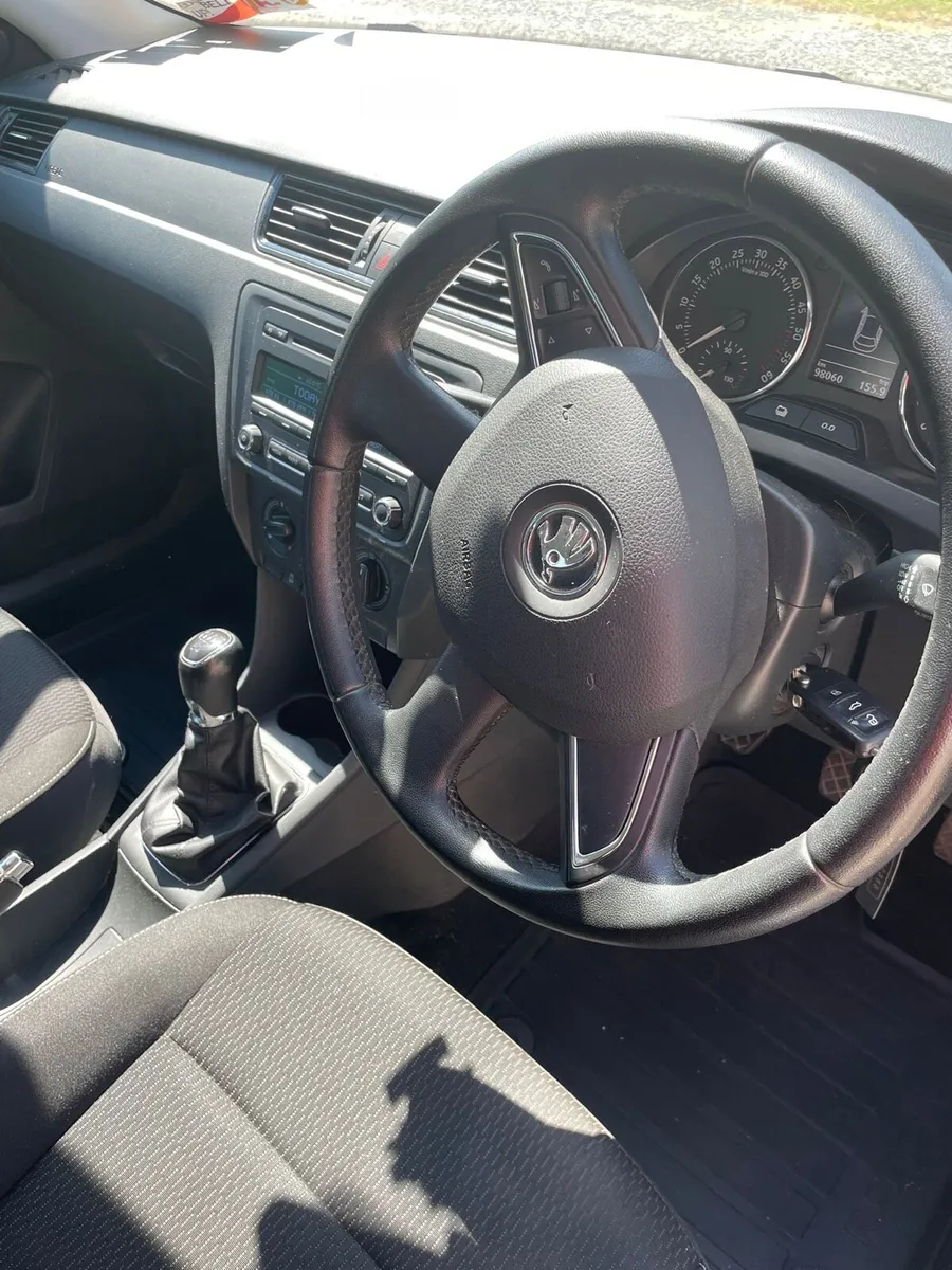 Car - Image 1