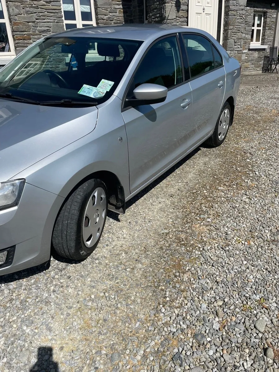 Car - Image 4