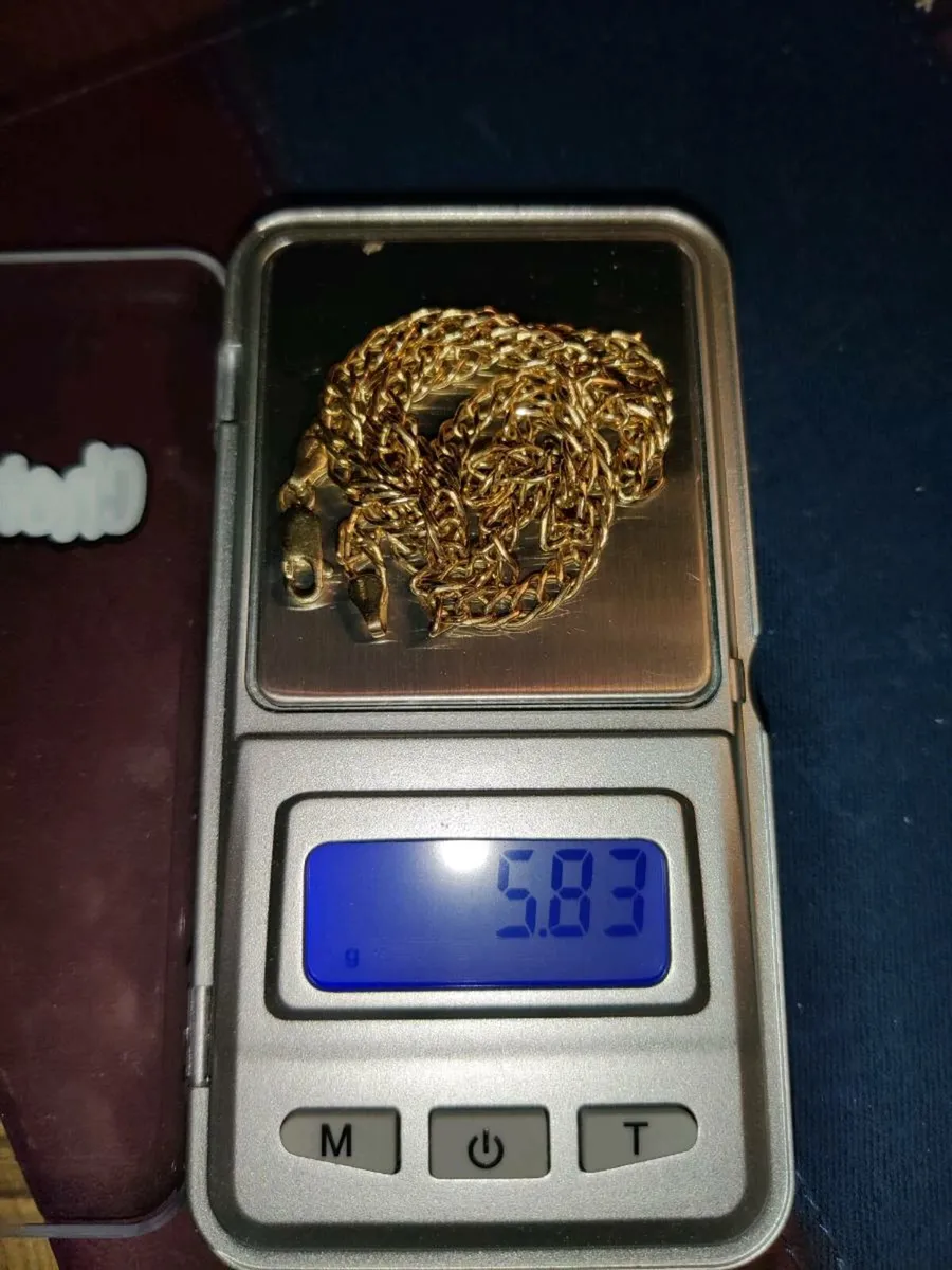 RARE DOUBLE LINK, 9CT Thick Gold 5.83 Gram Chain ! - Image 2