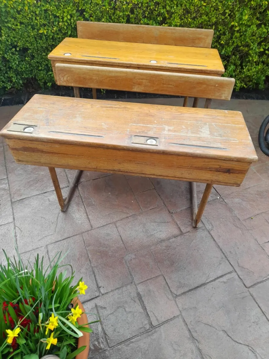 Old school desks - Image 1