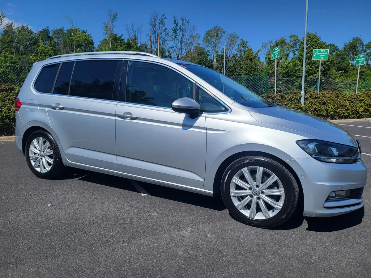 2017 VOLKSWAGEN TOURAN 2.0 TDI HIGHLINE LOW MILES - Image 1