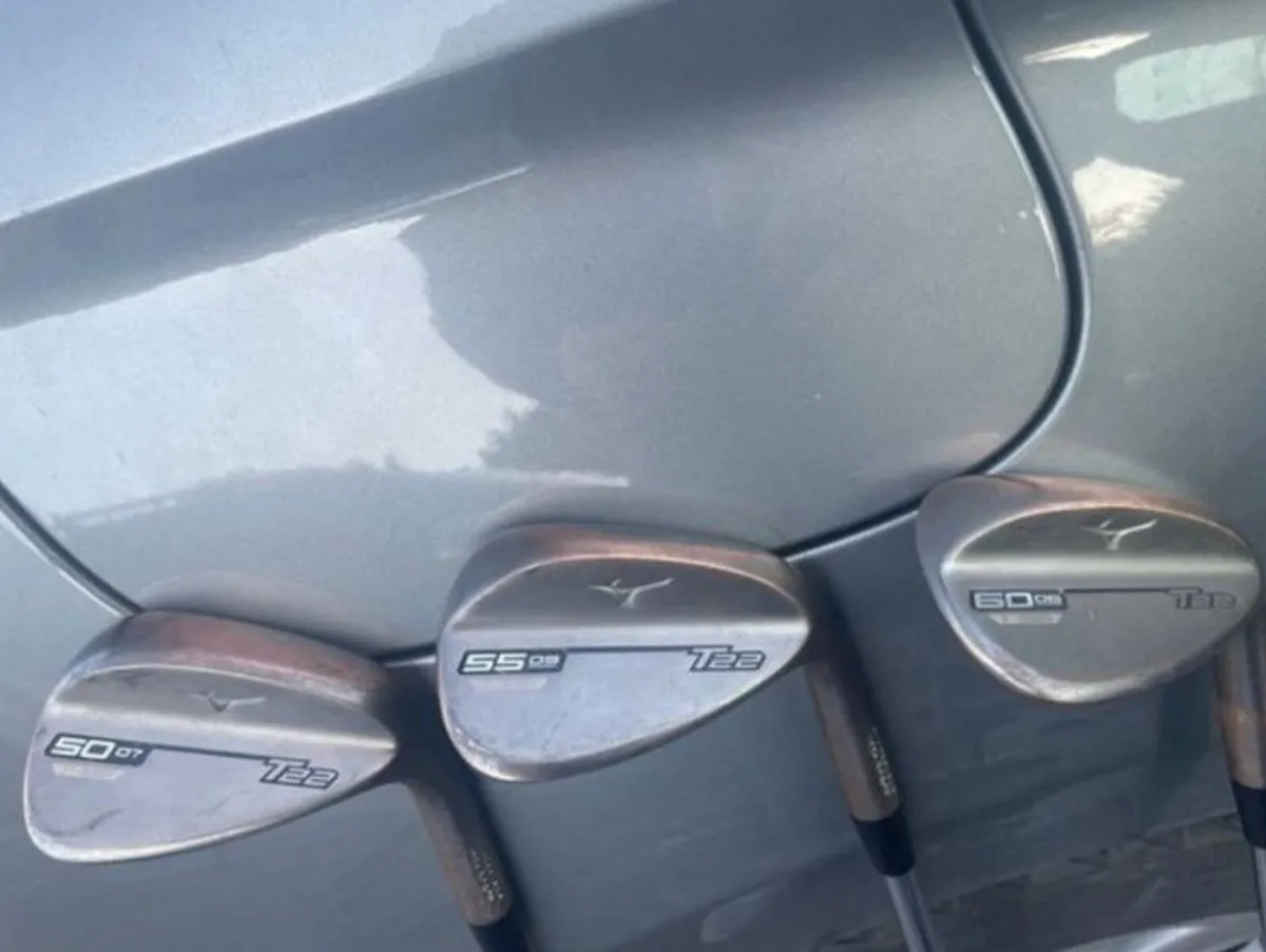 Mizuno T22 wedges - 50,55,60 - Excellent condition - Image 1