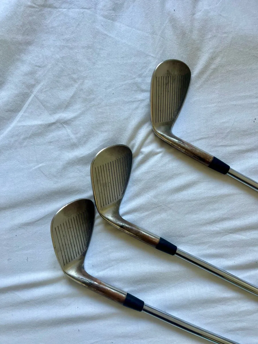 Mizuno T22 wedges - 50,55,60 - Excellent condition - Image 3