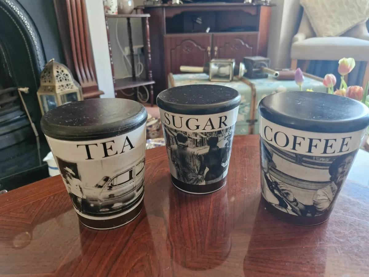 Miscellaneous items - Image 3