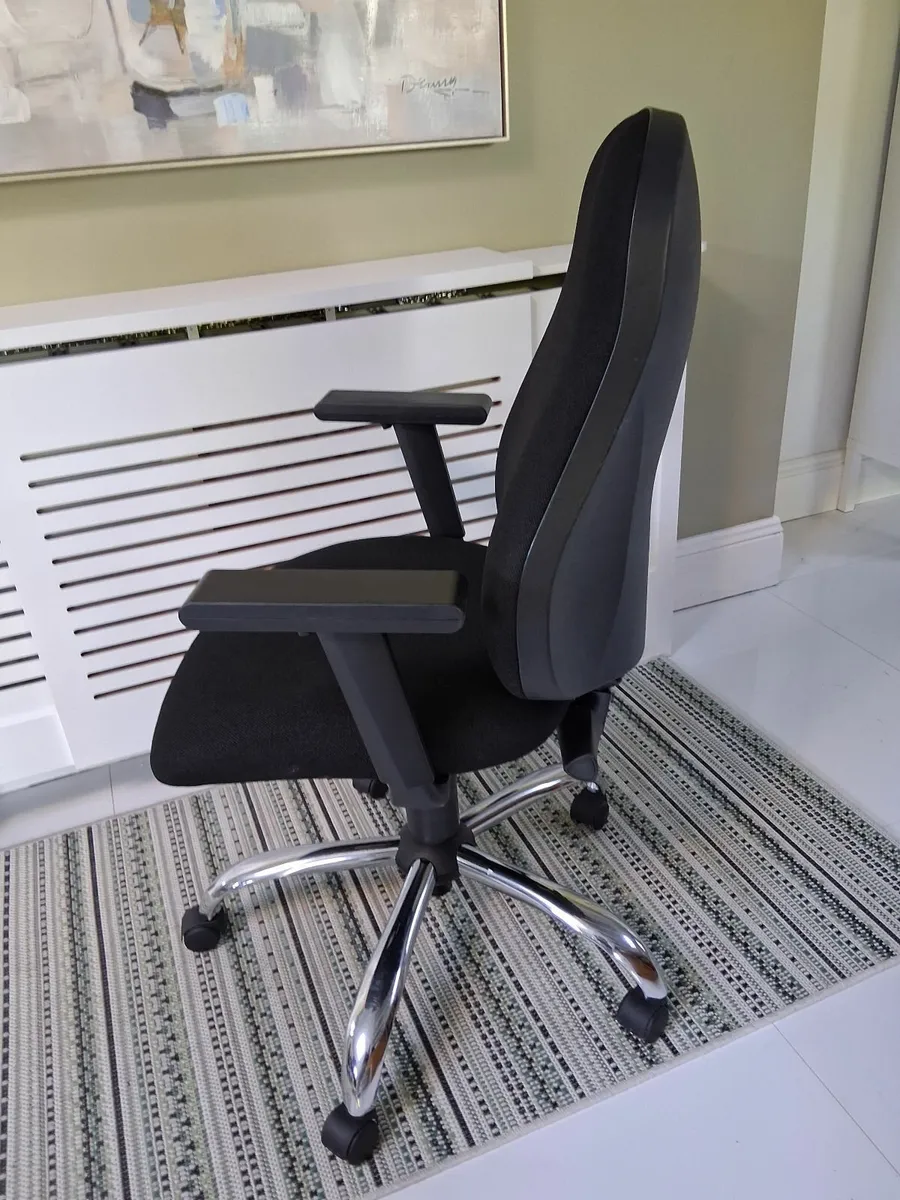 Office Chair - Image 3