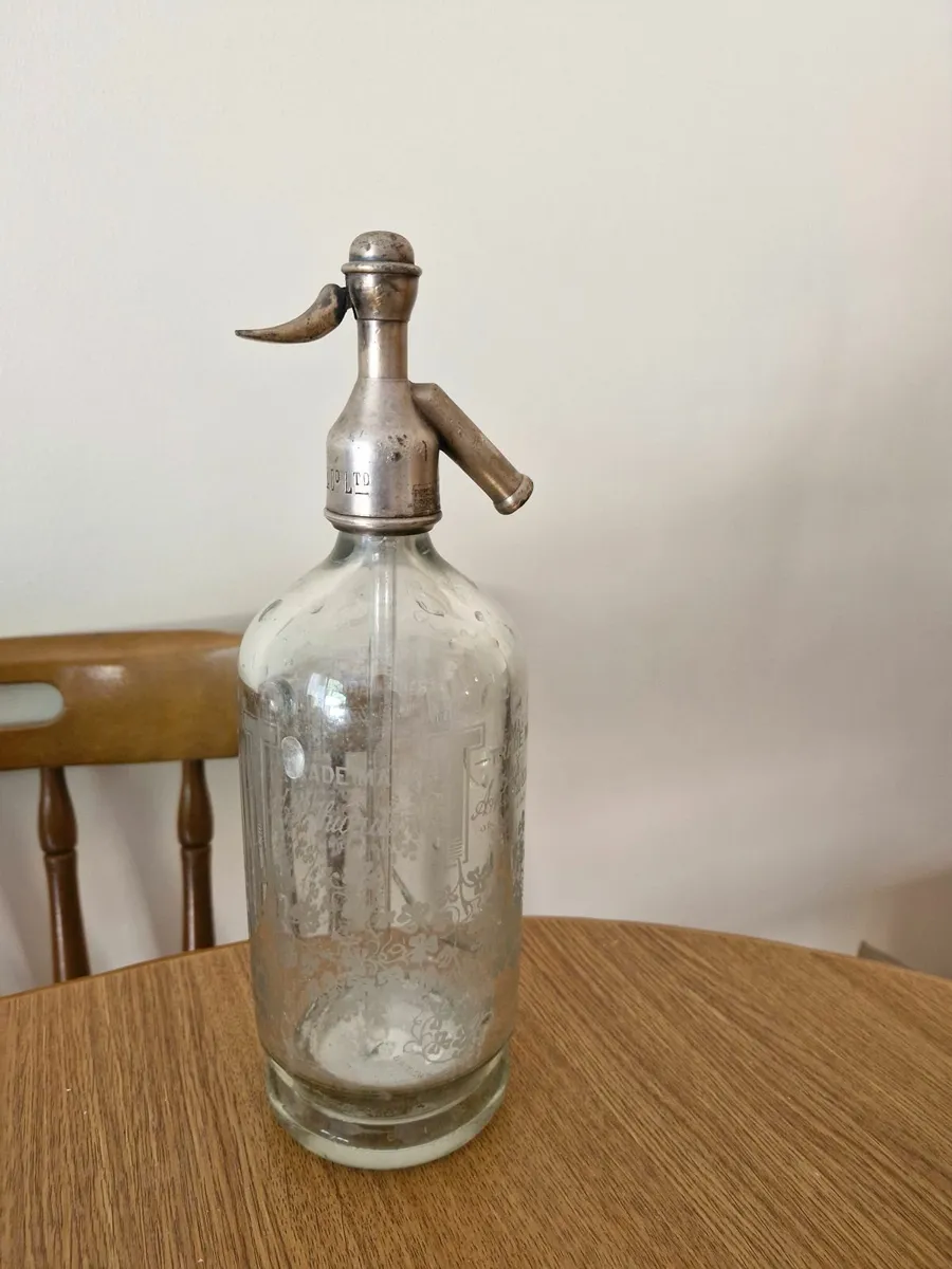 Miscellaneous items - Image 3