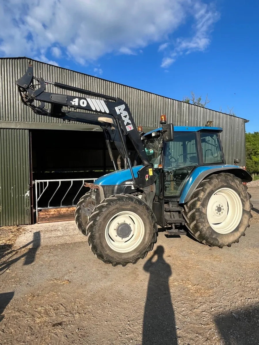 New Holland TS110 - Image 2