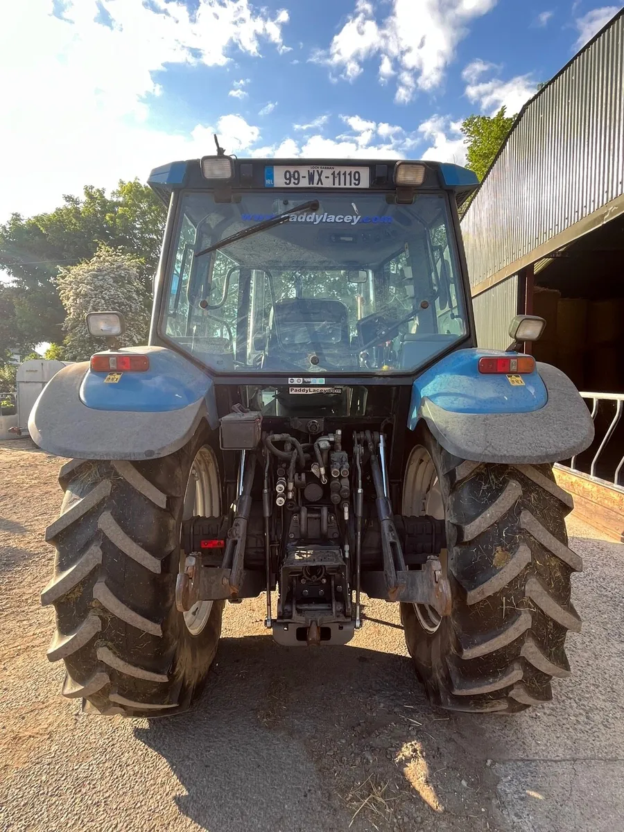 New Holland TS110 - Image 4