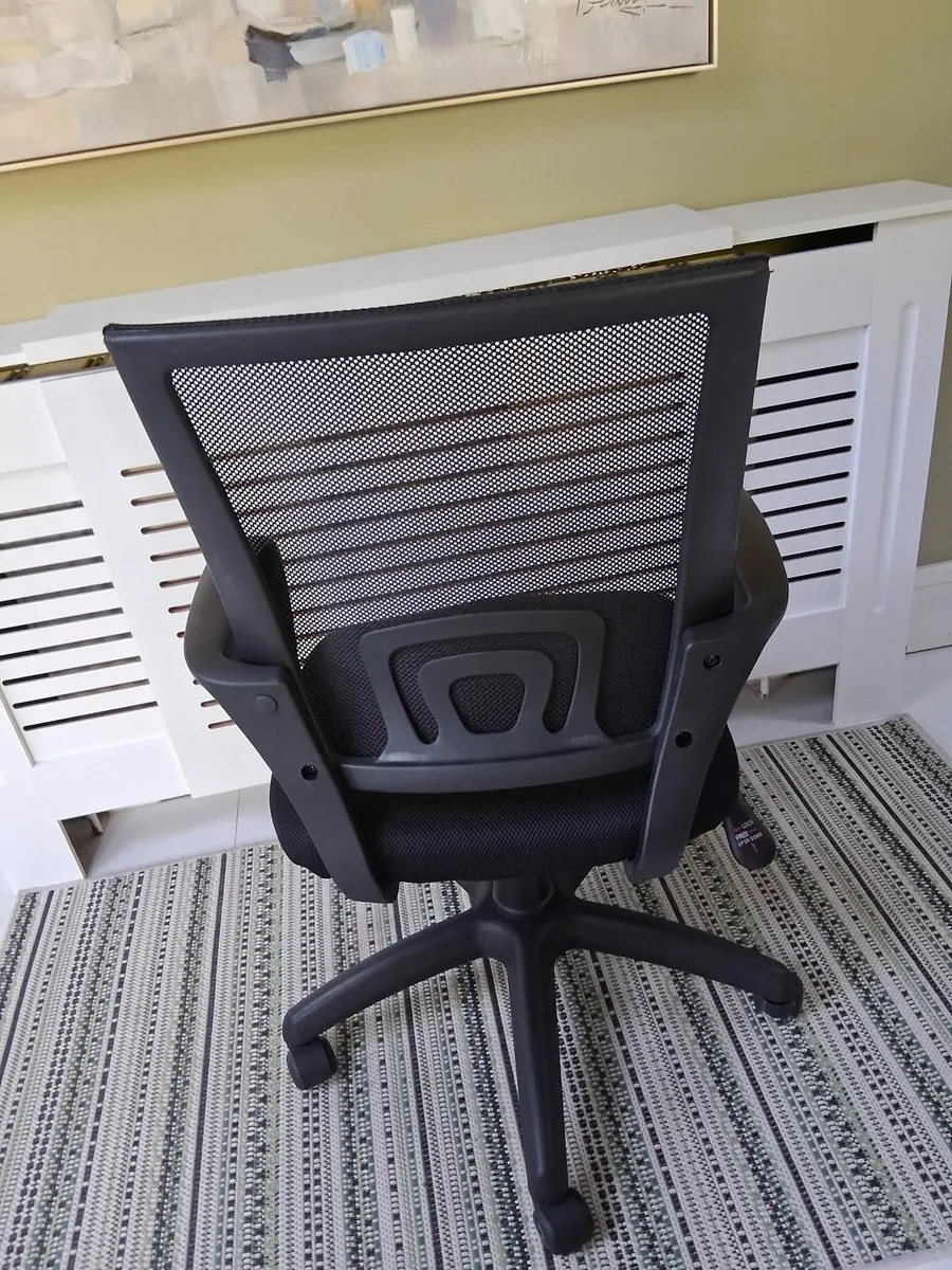 Office Chair - Image 4