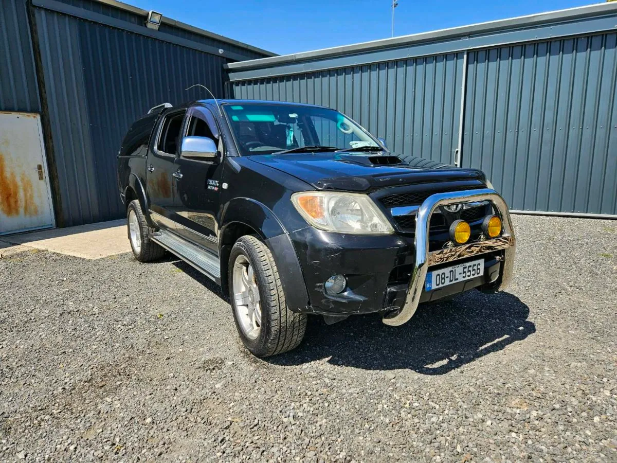 Toyota Hilux Invincible 2008 - Image 2