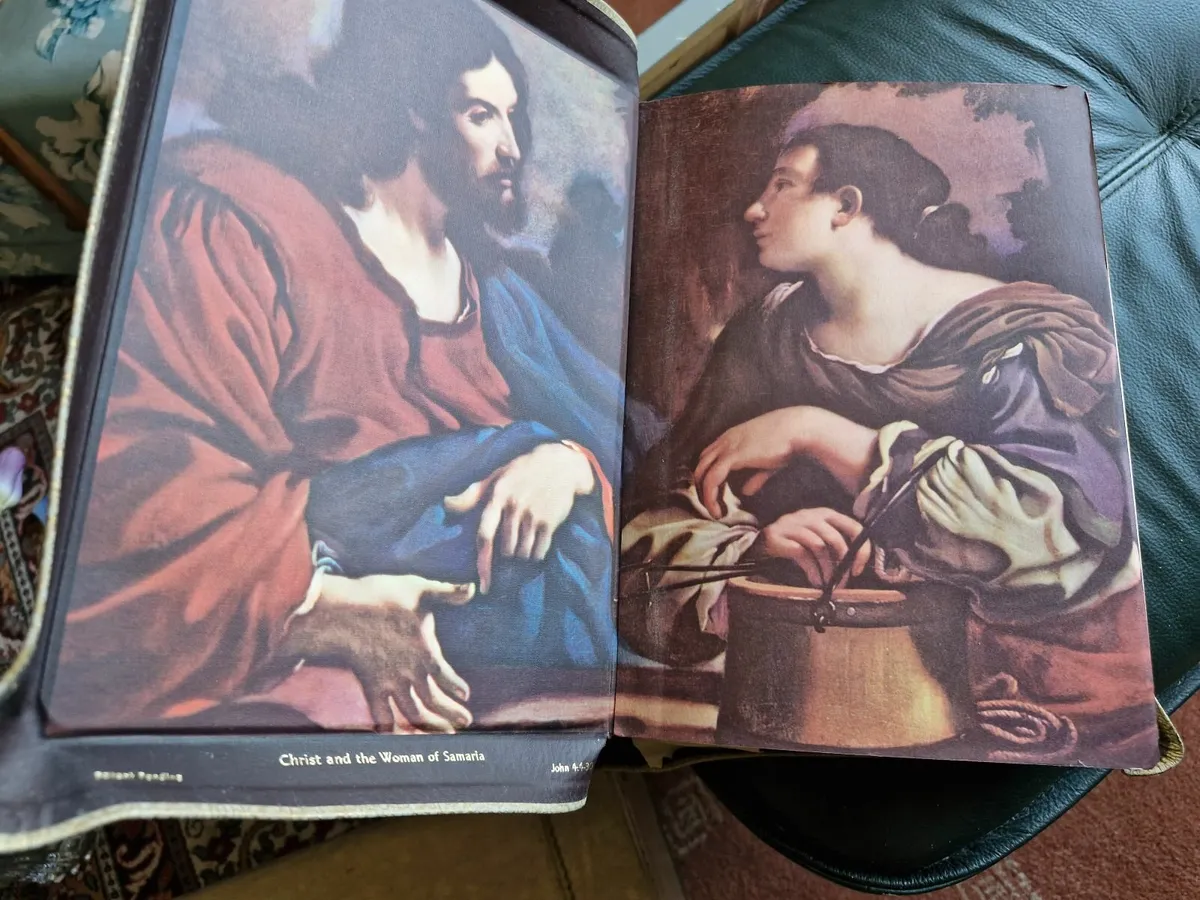 Religious memorbelia - Image 2